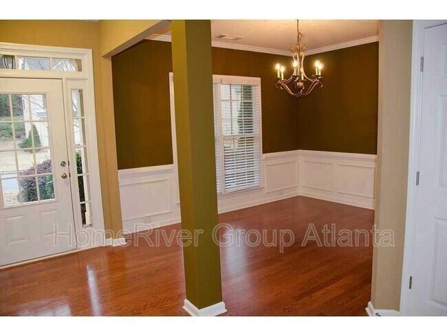 Foto del edificio - 2180 Mindy Ln