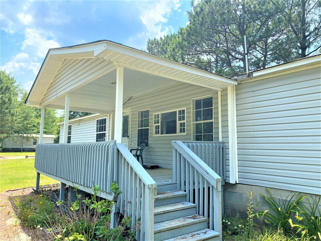 Primary Photo - 139 Vermont Rd
