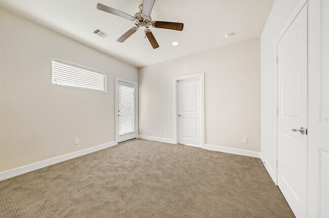 Foto del edificio - 4510 Trevor Pk Ln