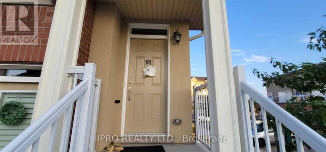 Building Photo - 1380-1380 Costigan Rd