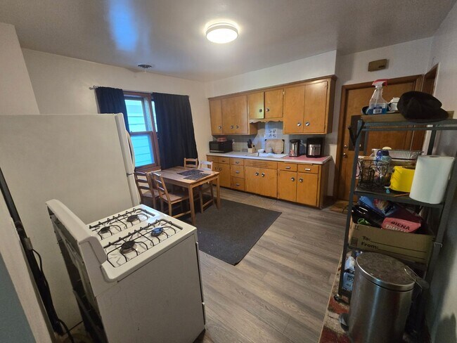 Foto del edificio - 1129 E Meinecke Ave