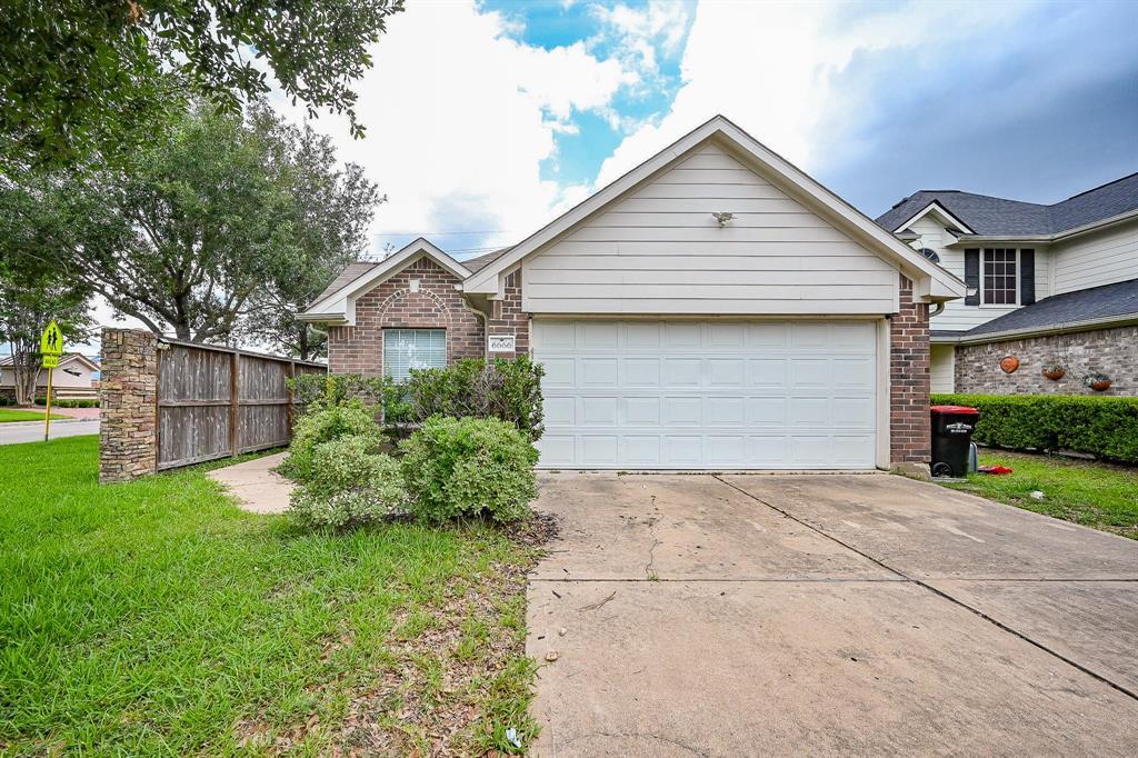 Foto principal - 6666 Rusty Ridge Ln