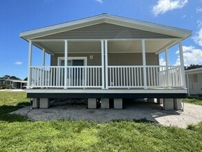 Building Photo - 488 Bimini Cay Cir