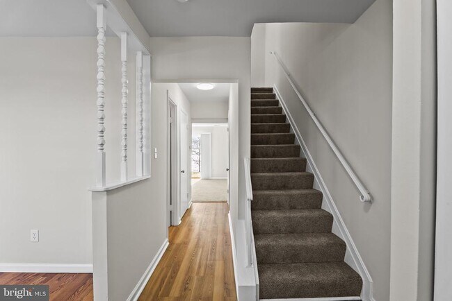 Building Photo - 2108 Monaghan Dr