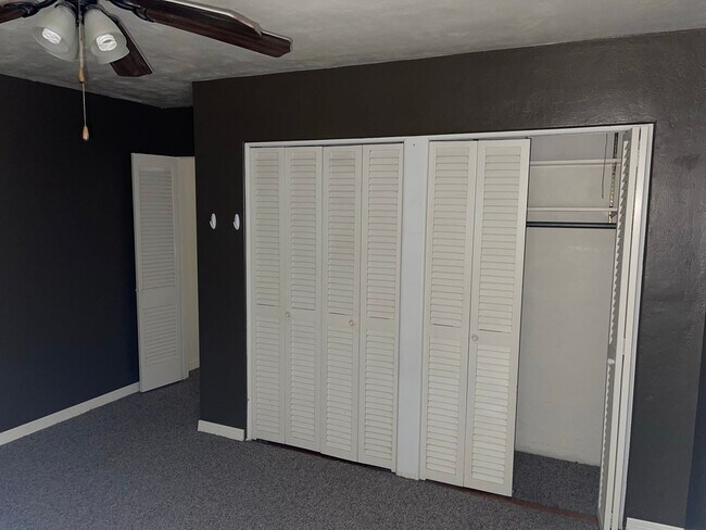 Foto del edificio - 3 Bedroom 1 Bath