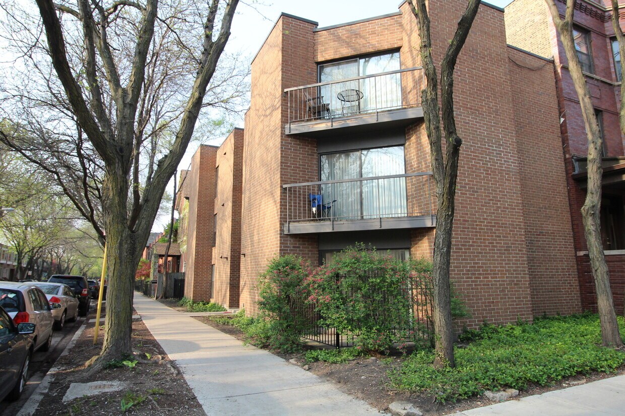 Foto principal - 1801 N Dayton St
