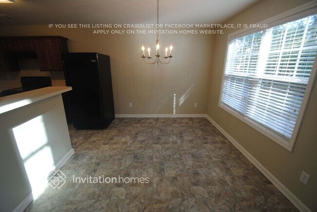 Building Photo - 6685 White Walnut Way