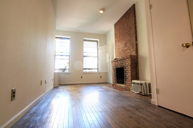 Foto del edificio - 256 W 85th St