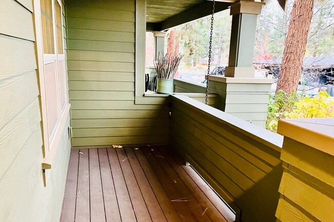 Building Photo - 2339 NW Labiche Ln