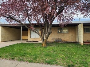 Building Photo - 1091 S 1000 E