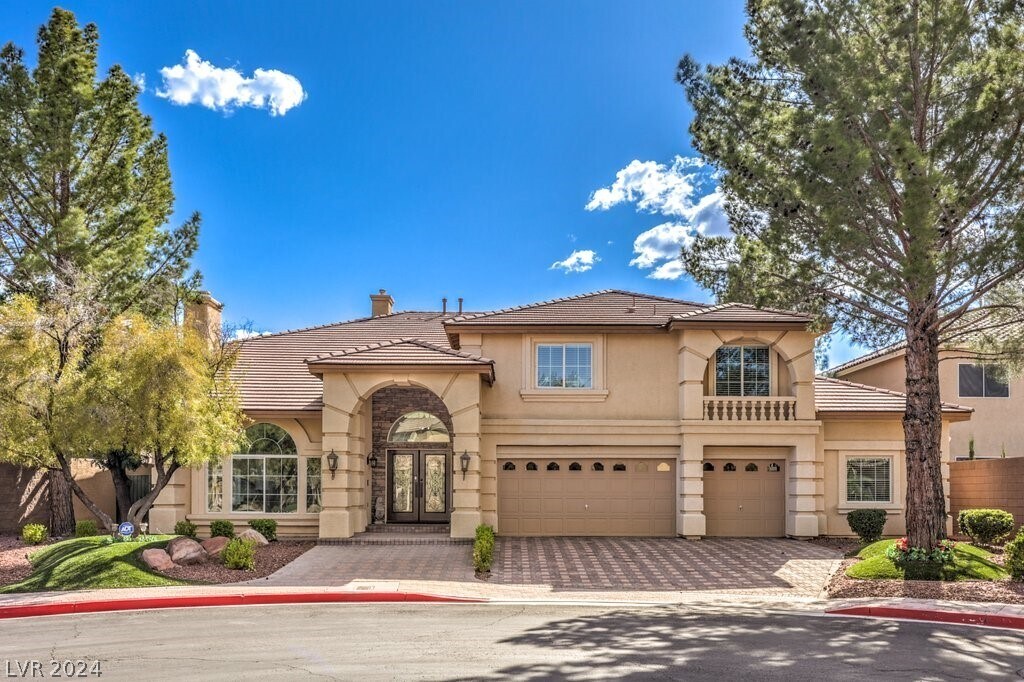 Foto principal - 4195 Balmoral Castle Ct