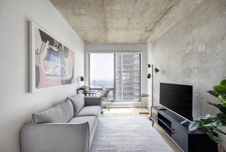 Building Photo - 1555 Boul. René-Lévesque O