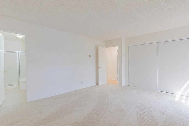 Master Bedroom - 7740 Redlands St