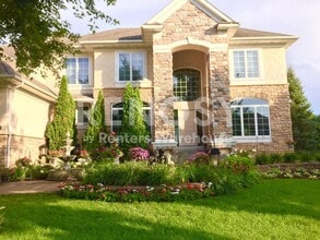 Building Photo - 2470 Arnold Palmer Dr