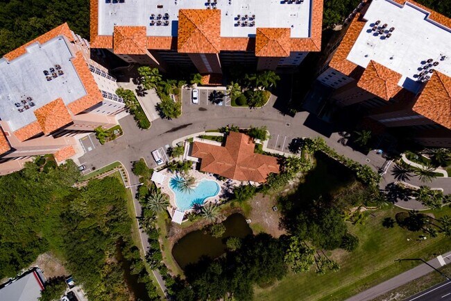 Foto del edificio - 12077 Gandy Blvd N