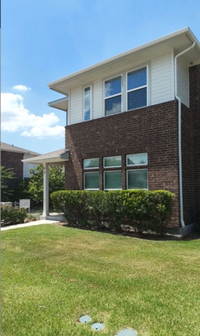 Foto del edificio - 605 W.South St #92, Leander, TX 78641