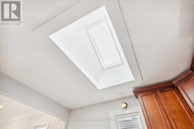 Photo du bâtiment - 93 E 31st St