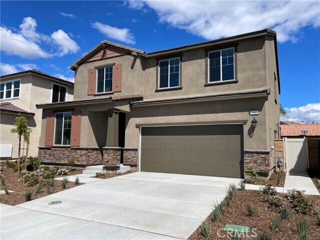 Building Photo - 360 N Lily Dr