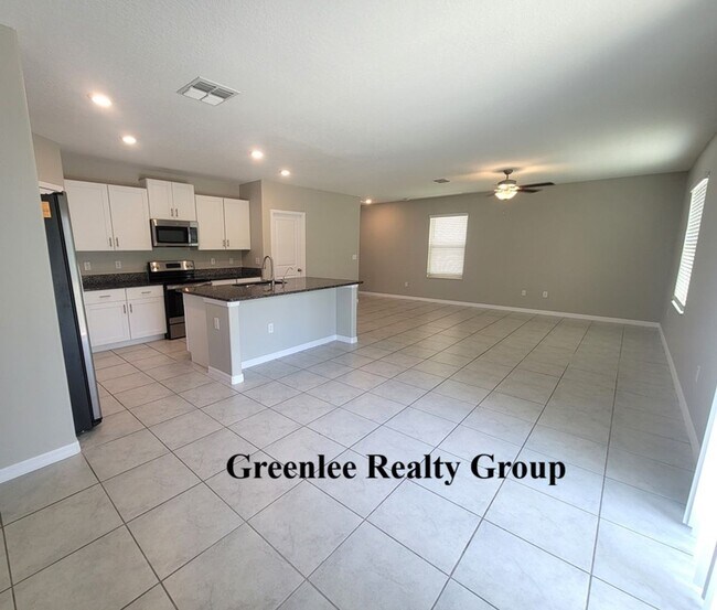 Building Photo - 13770 Sea Bridge Dr