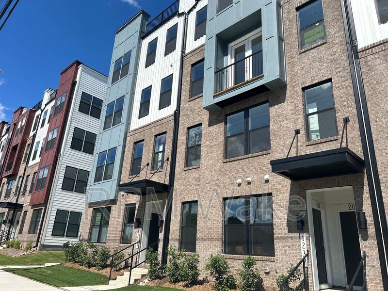 Foto principal - 1233 S Blount St