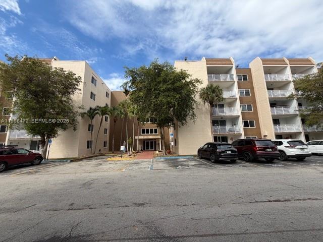 Building Photo - 6940 Miami Gardens Dr