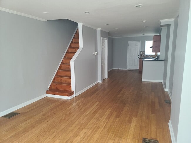 Photo - 3025 N Judson St House