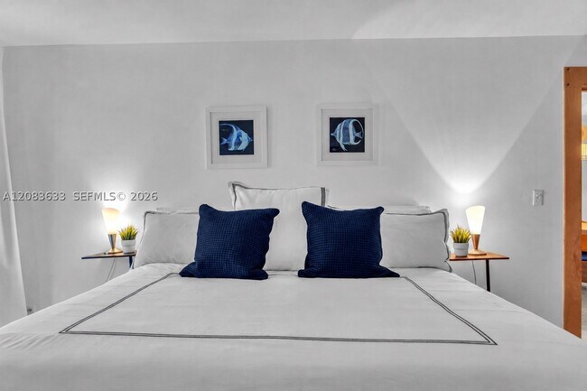 Foto del edificio - 2625 Collins Ave