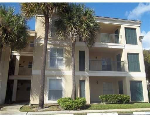 Foto del edificio - 833 Riverside Dr