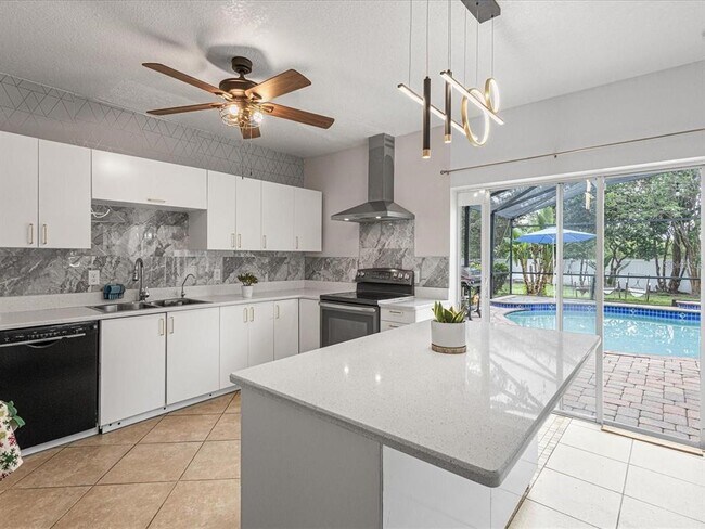 Foto del edificio - 437 Bridgewater Ct