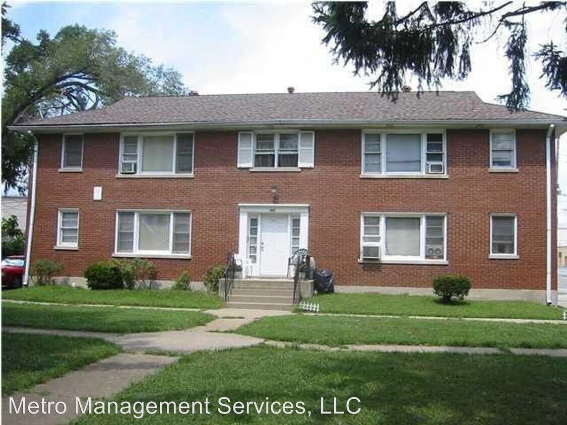Primary Photo - 1603 Algonquin Pkwy