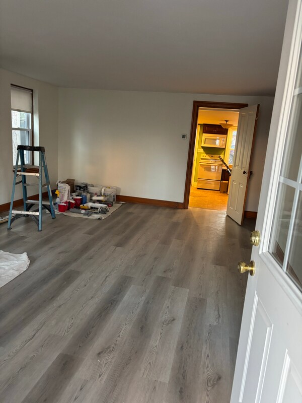 Foto del edificio - 118 S Main St