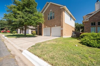 Building Photo - 1726 Rosenborough Ln S