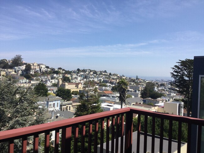 Northeast view.- Noe Valley to East Bay - 4378 25th St