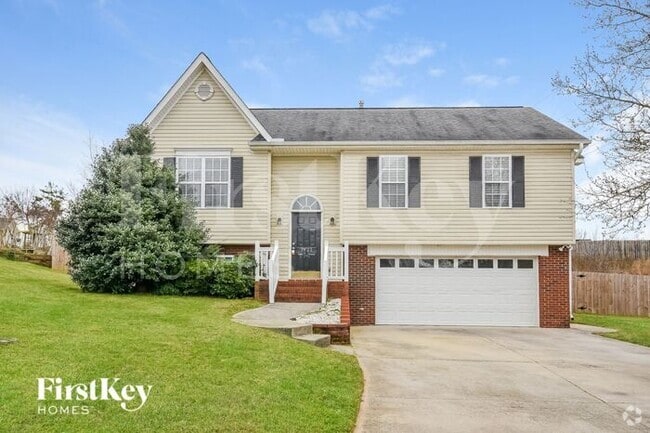 Building Photo - 7921 Woodpark Dr