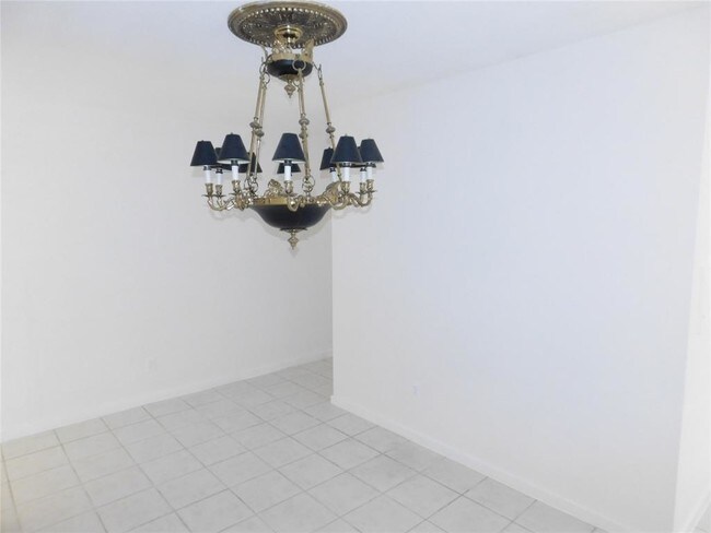 Building Photo - 2333 Bering Dr