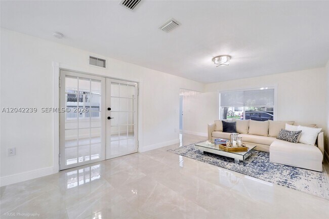 Foto del edificio - 4712 SW 2nd Terrace