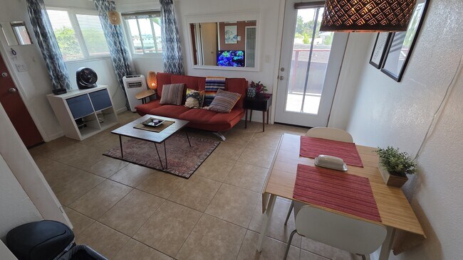 Foto del edificio - 2766 Island Ave