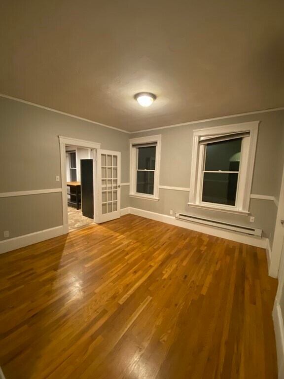 Building Photo - 422 Hanover St