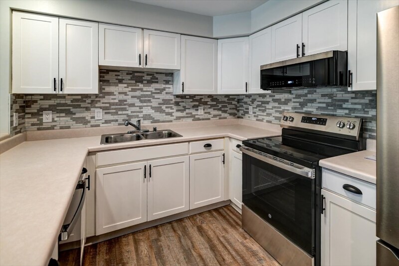 Foto principal - 201 Kearney Way