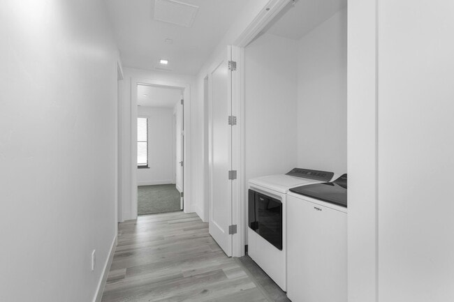Building Photo - 400 Clement St