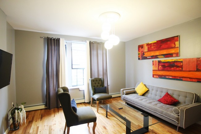 Building Photo - 546 West 188th Street