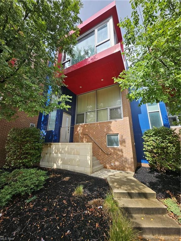 Primary Photo - 11803 Euclid Ave
