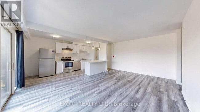 Photo du bâtiment - 149-149 N Park St