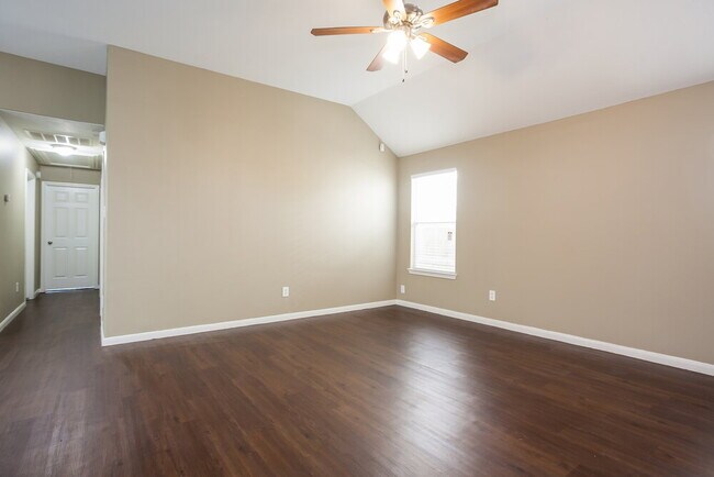 Building Photo - 13010 Maile Park Dr