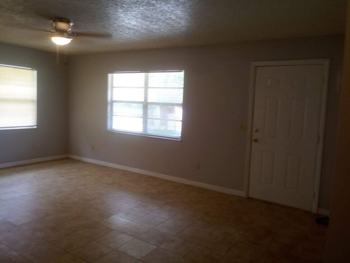 1618 Druid Rd, Inverness, FL 34452 Townhome Rentals in Inverness FL