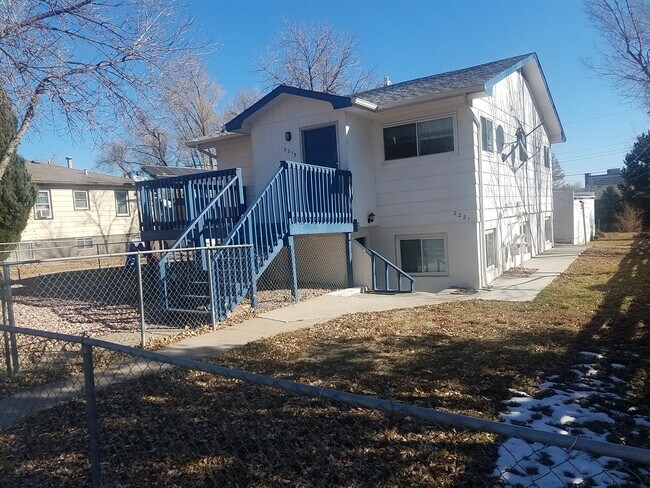Top Unit, #2219 - 2221 Cooper Ave
