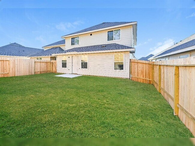 Building Photo - 14040 Lahontan Dr