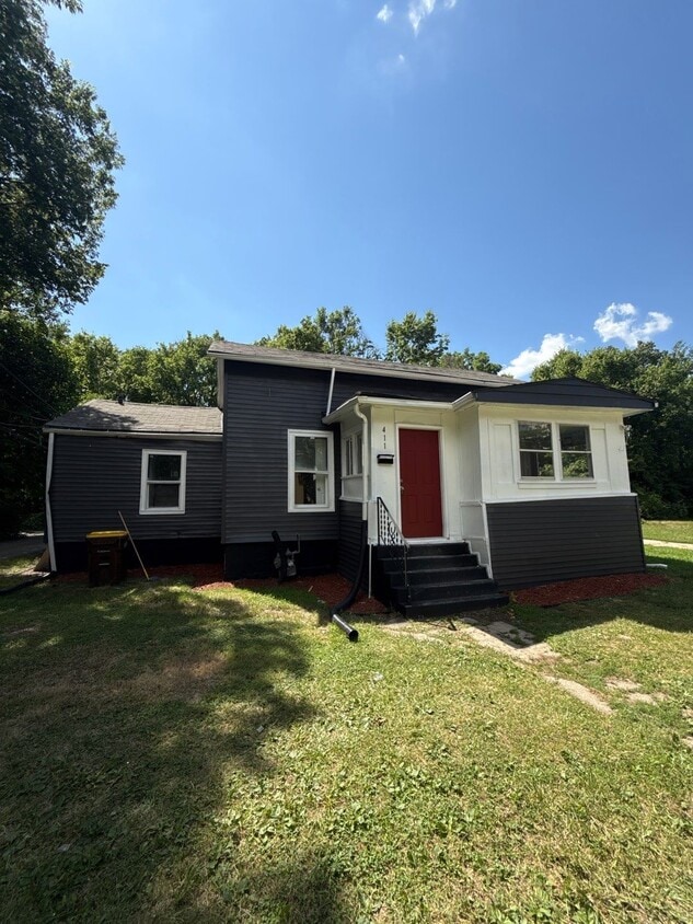 Primary Photo - 411 Stanley St