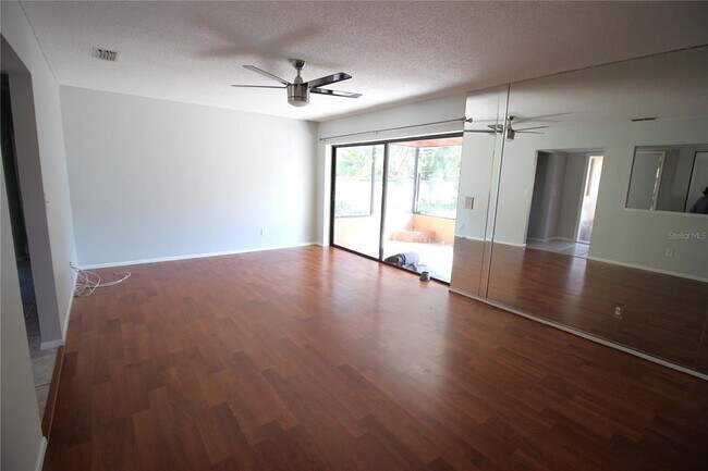 Foto del edificio - 2848 Rustic Oaks Dr