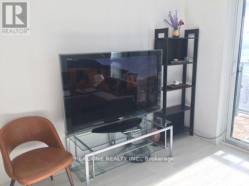 Building Photo - 2200 Lake Shore Blvd W